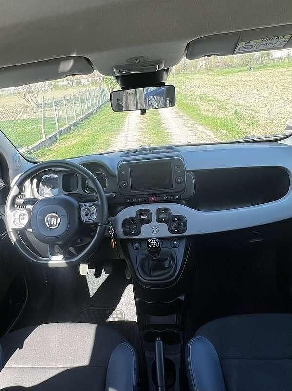 Usata Fiat Panda Cross Cross 69 CV (50 kW) 2022 Utilitaria