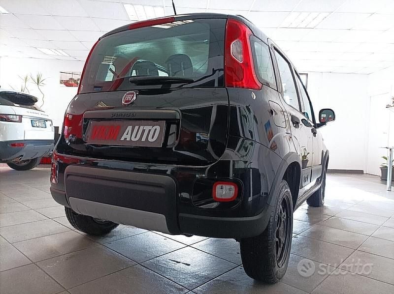 Usata Fiat Panda 4x4 S 85 CV (62 kW) 2019 Nero Utilitaria