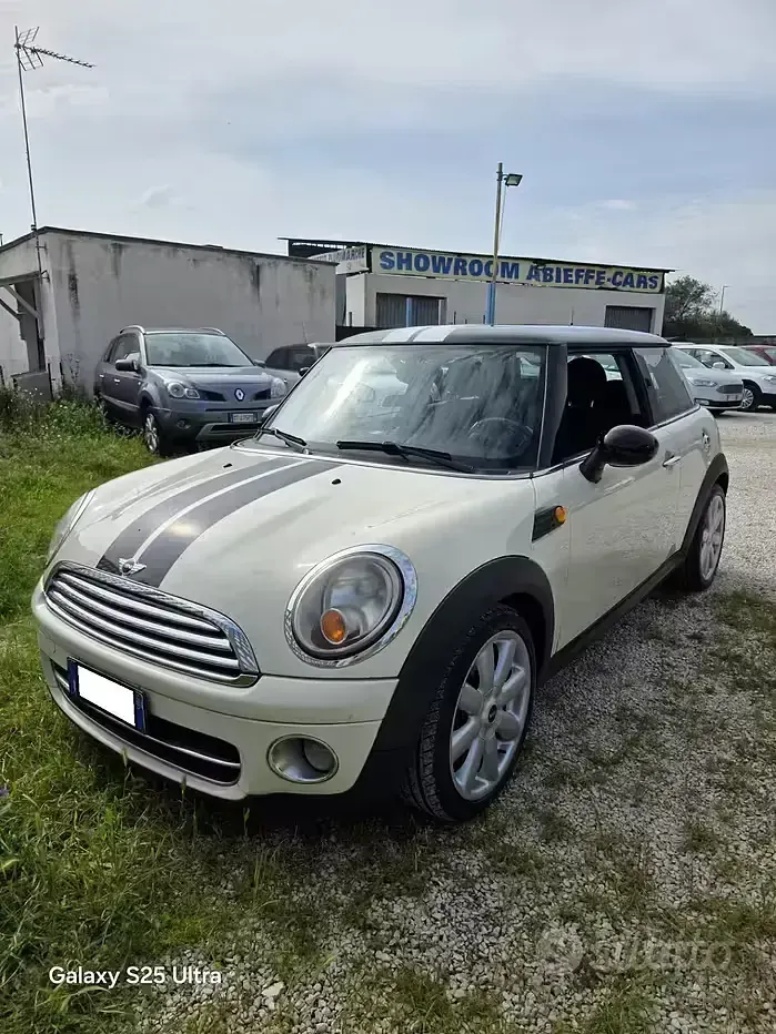 Usata Mini Cooper D 109 CV (80 kW) 2008 Utilitaria