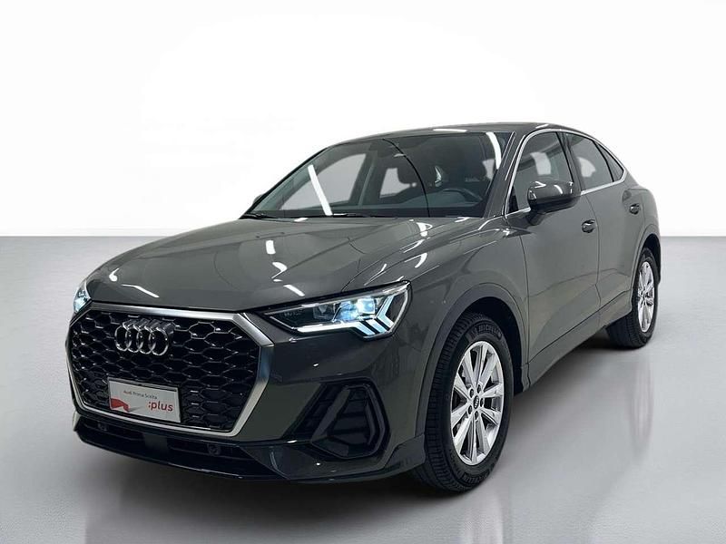 Grigio chronos metallizzato Usata 2022 Audi Q3 Sportback Business Plus SUV | 33.500 € (Buon prezzo) - Immagine 1/4