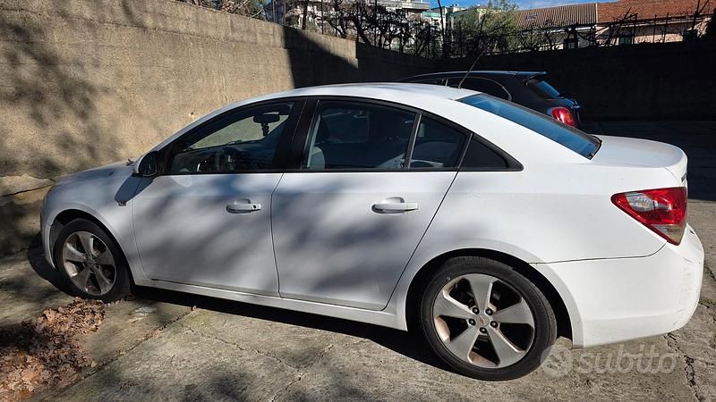 Usata Chevrolet Cruze 109 CV (80 kW) 2009 Bianco Berlina