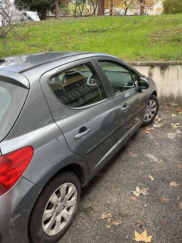Usata Peugeot 207 73 CV (53 kW) 2009 Grigio Berlina