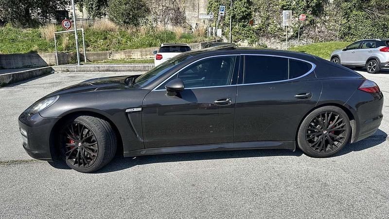 Usata Porsche Panamera 400 CV (294 kW) 2010 Utilitaria