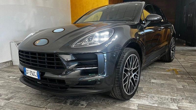 Usata Porsche Macan 265 CV (194 kW) 2021 Grigio SUV
