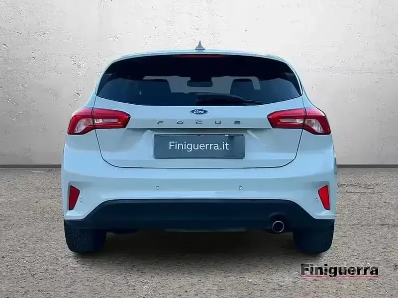 Begagnad Ford Focus Business Edition 120 HK (88 kW) 2020 Vit Sedan