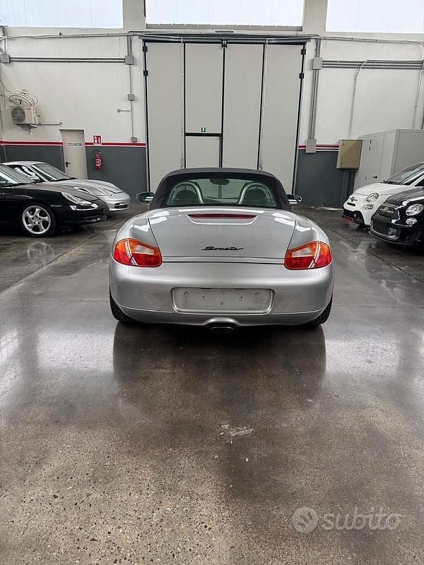 Usata Porsche Boxster 204 CV (150 kW) 1999 Grigio Cabrio