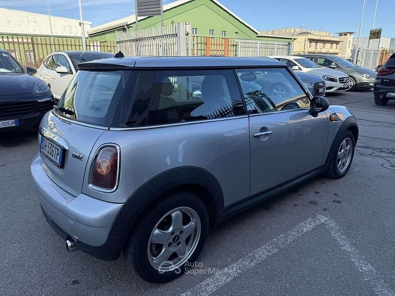 Occasion Mini ONE 95 ch (69 kW) 2007 Argent Citadine