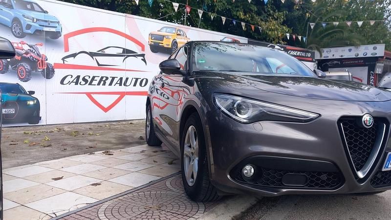 Usata Alfa Romeo Stelvio Executive 180 CV (132 kW) 2018 Grigio SUV