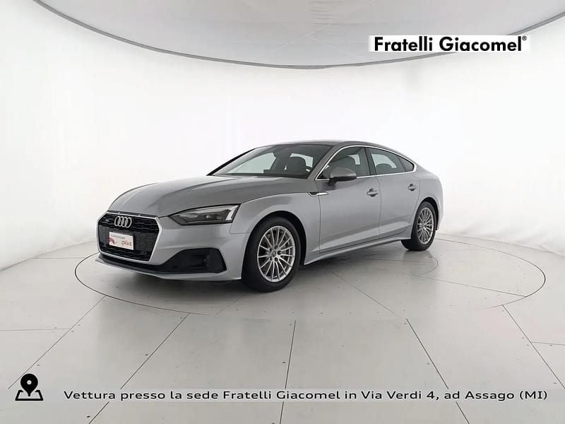 Usata Audi A5 Sportback Business 204 CV (150 kW) 2020 L5 argento fioretto metallizza Utilitaria