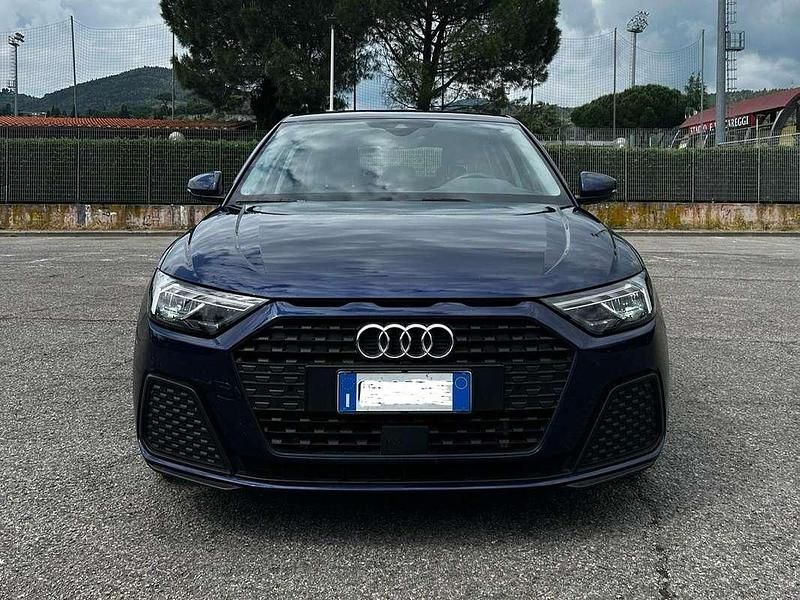 Usata Audi A1 Sportback Ambiente 150 CV (110 kW) 2023 Blu/azzurro Utilitaria
