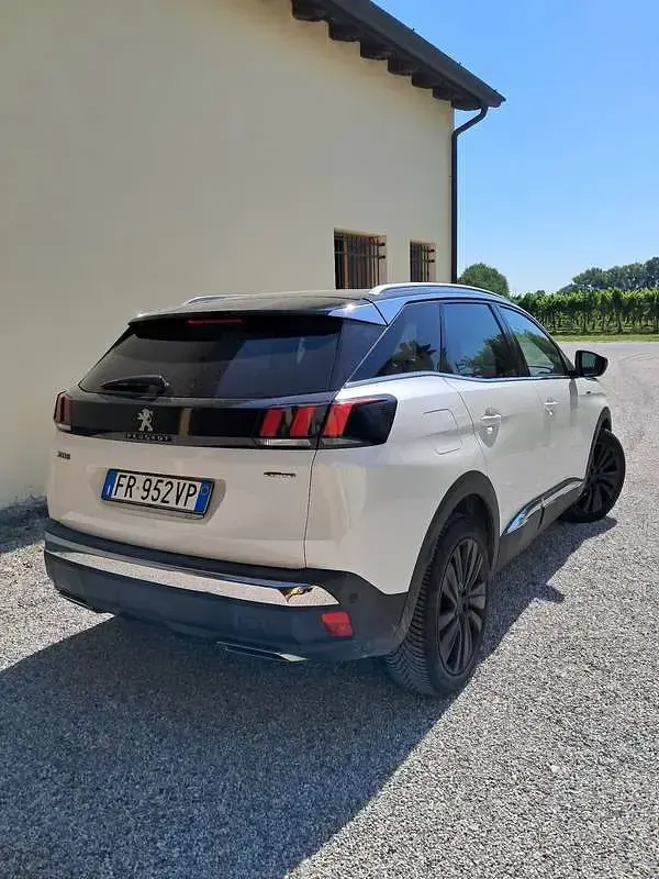 Usata Peugeot 3008 GT-line 131 CV (96 kW) 2018 Bianco SUV