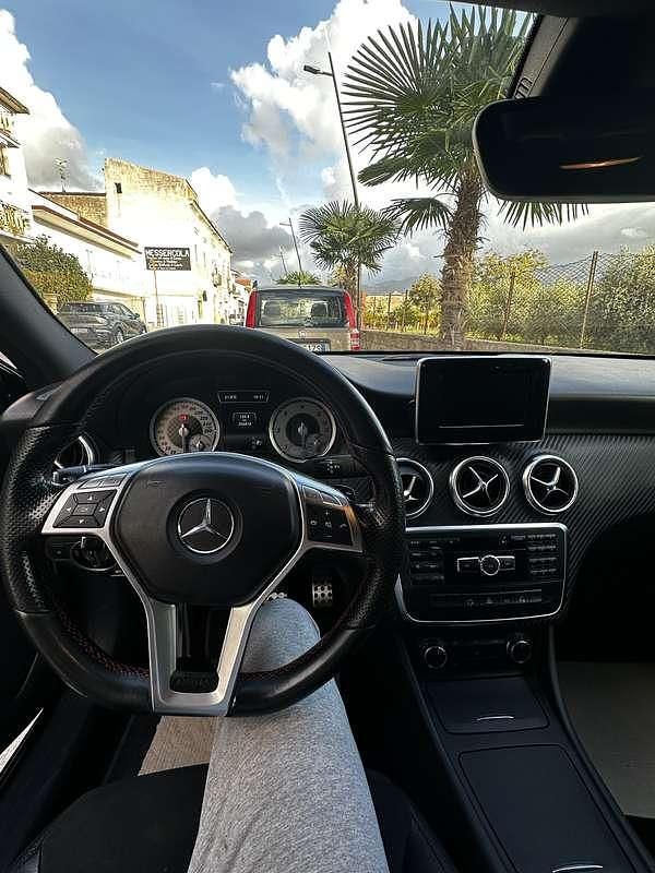 Usata Mercedes A180 AMG line 109 CV (80 kW) 2014 Berlina