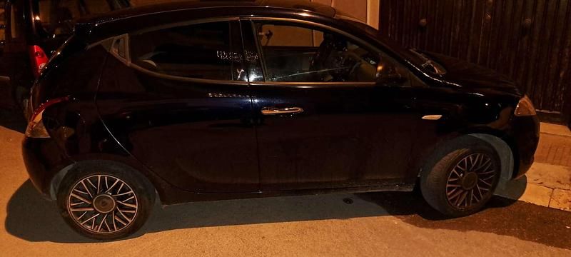 Usata Lancia Ypsilon 95 CV (69 kW) 2017 Blu/azzurro Utilitaria