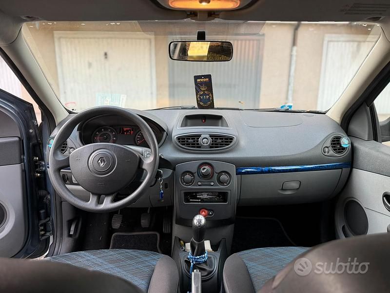 Usata Renault Clio III 2005 Berlina