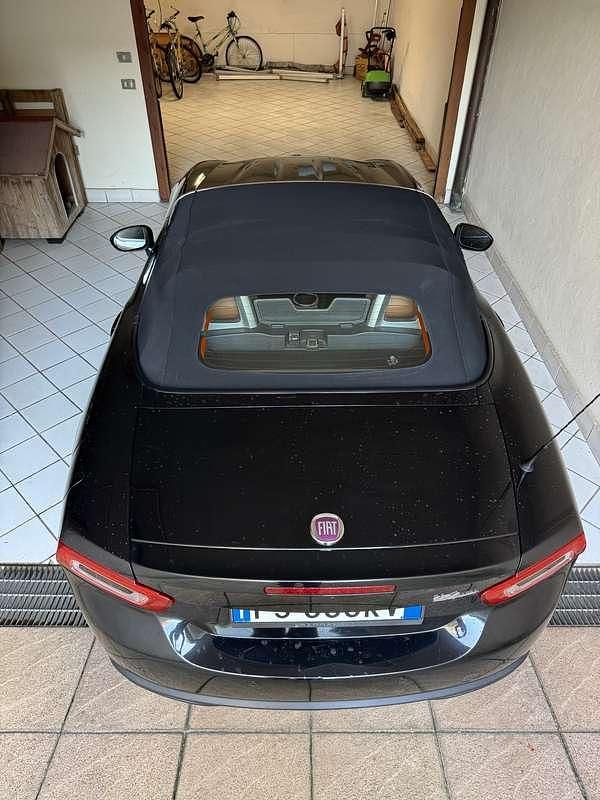 Usata Fiat 124 Spider Lusso 140 CV (102 kW) 2017 Cabrio
