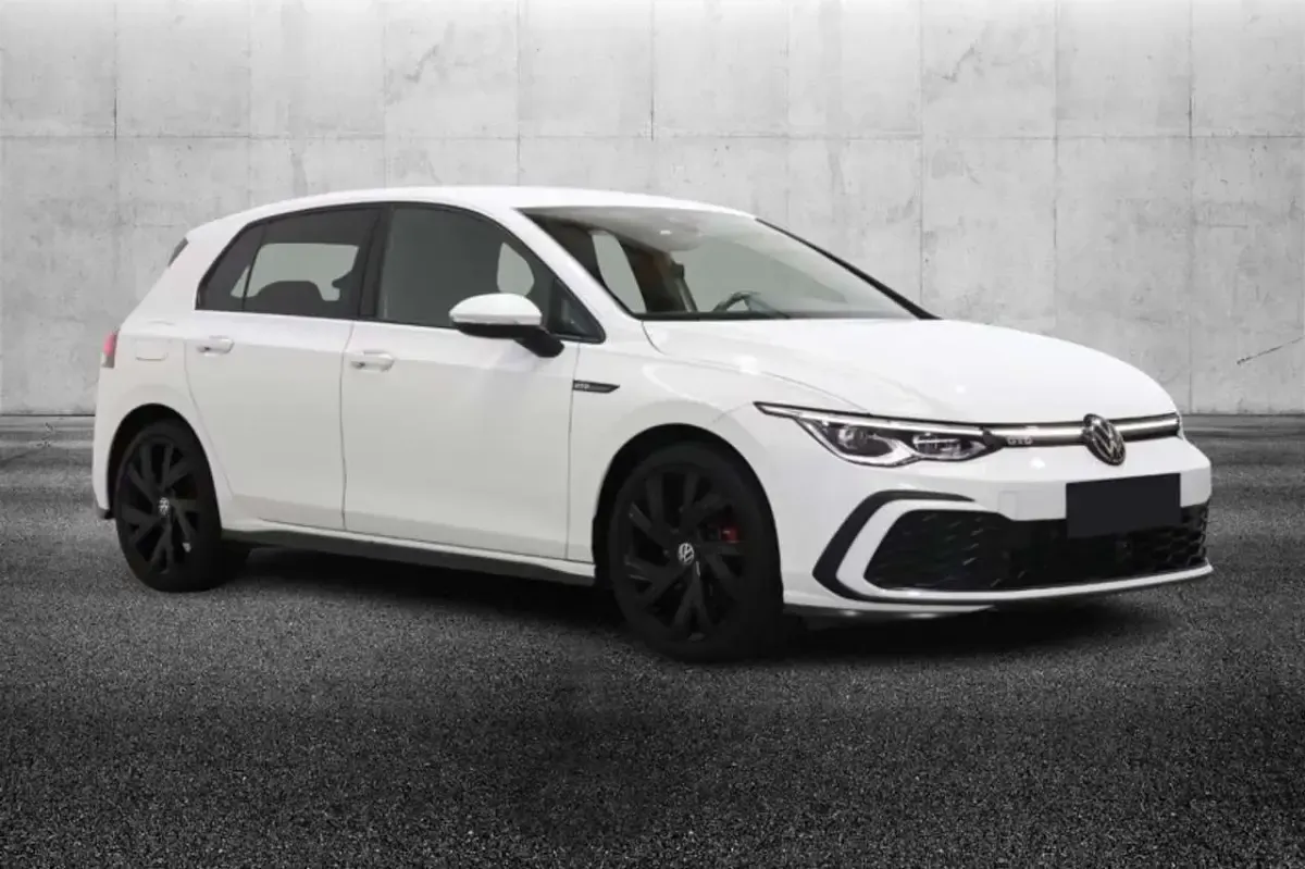 Usata VW Golf GTD 200 CV (147 kW) 2023 Bianco Monovolume