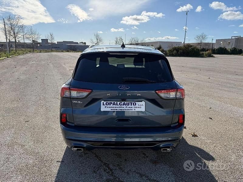 Usata Ford Kuga ST-Line 120 CV (88 kW) 2022 Blu/azzurro SUV