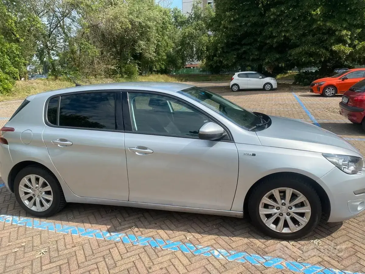Usata Peugeot 308 82 CV (60 kW) 2016 Grigio Berlina