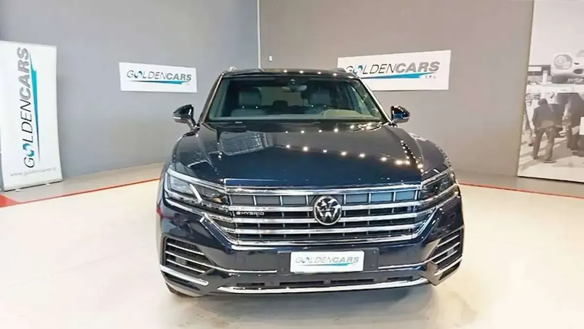Usata VW Touareg Elegance 381 CV (280 kW) 2021 Blu/azzurro SUV