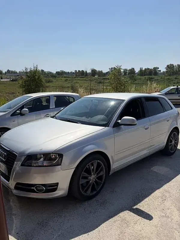 Usata Audi A3 Ambiente 90 CV (66 kW) 2012 Utilitaria