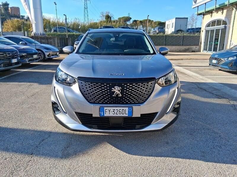 Usata Peugeot 2008 Allure 131 CV (96 kW) 2020 Grigio SUV