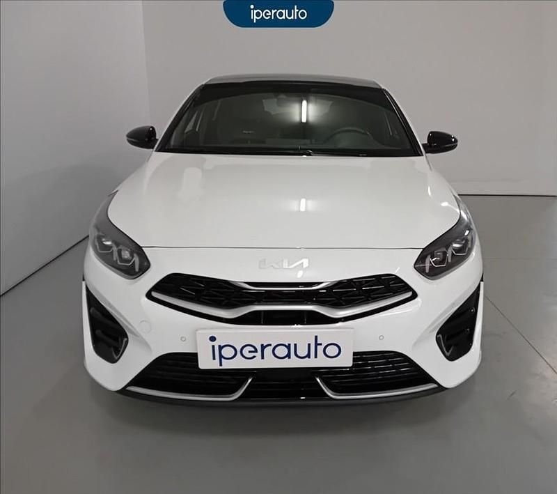 Usata Kia ProCeed GT-Line 160 CV (117 kW) 2022 Bianca Station wagon