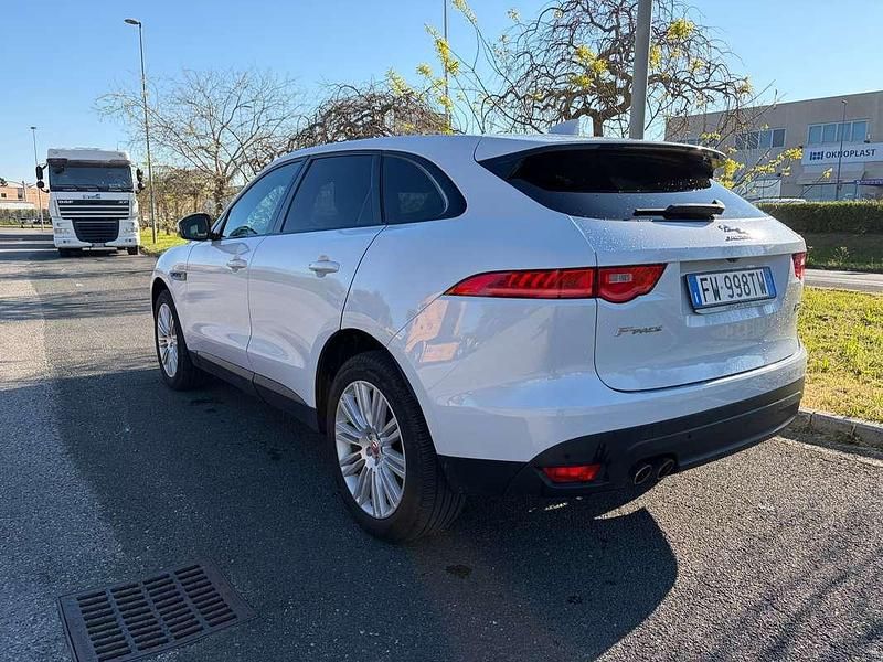 Usata Jaguar F-Pace Prestige 179 CV (131 kW) 2019 Bianco SUV