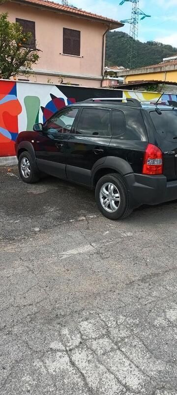 Usata 2007 Hyundai Tucson SUV | 3000 € (Buon prezzo) - Immagine 1/4