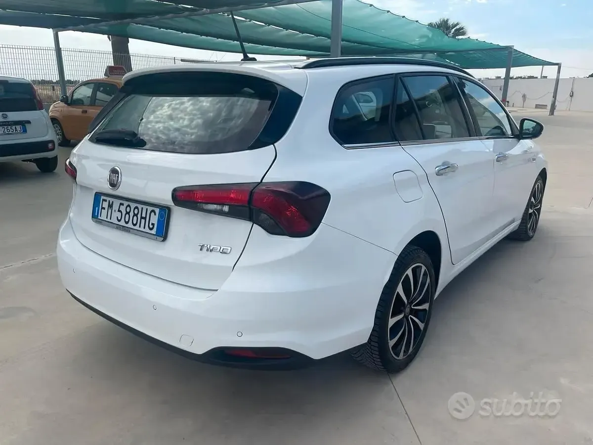 Usata Fiat Tipo Lounge 120 CV (88 kW) 2017 Bianco Station wagon