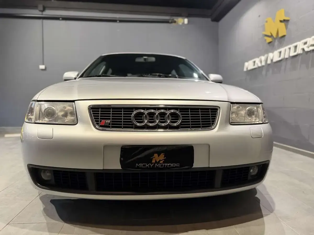 Usata Audi S3 Ambiente 209 CV (153 kW) 2000 Argento Utilitaria