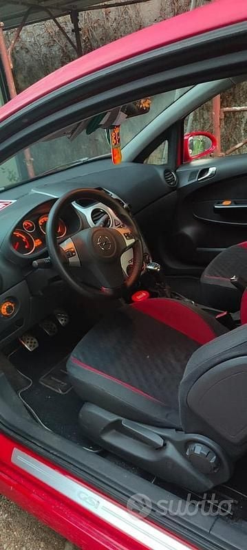 Usata Opel Corsa 125 CV (91 kW) 2008 Rosso Utilitaria