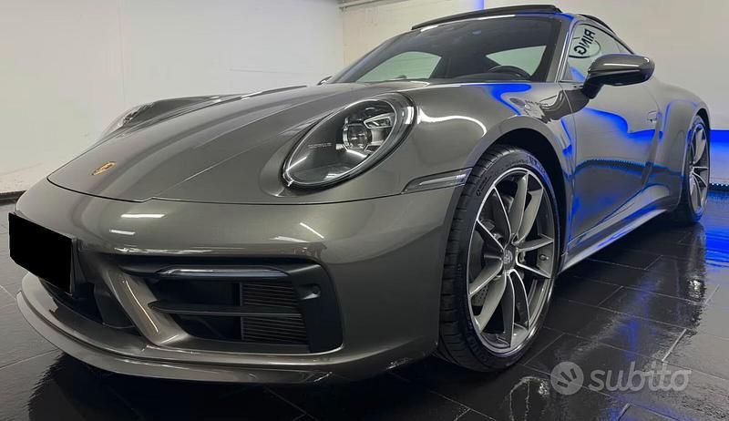 Grigio Usata 2023 Porsche 911 Carrera Coupé | 125.700 € (Ottimo prezzo) - Immagine 1/4