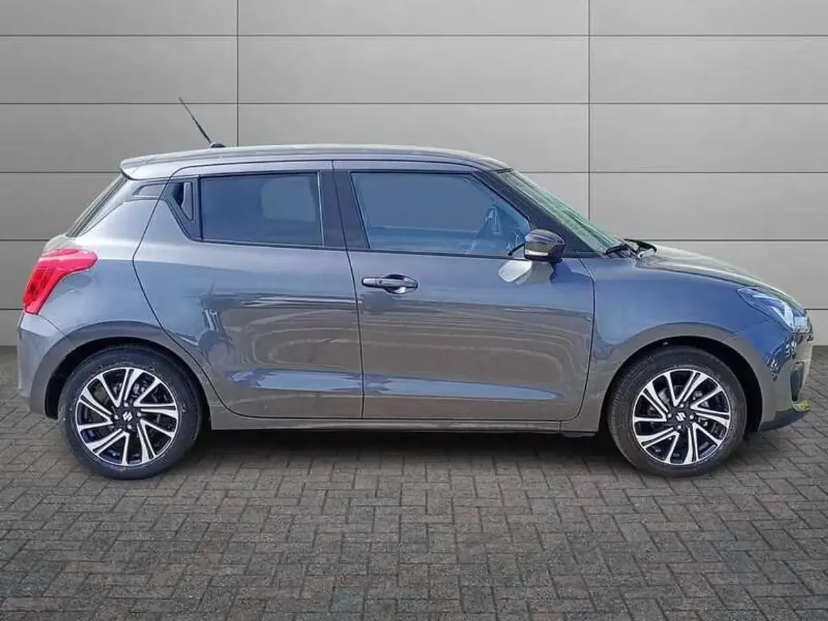 Usata Suzuki Swift 86 CV (63 kW) 2024 Other Utilitaria