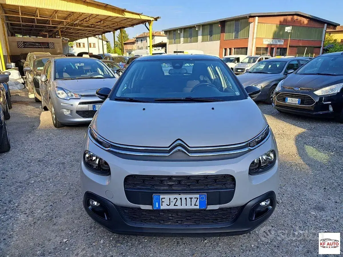 Używany Citroën C3 Shine 75 KM (55 kW) 2017 Szary Sedan/Limuzyna