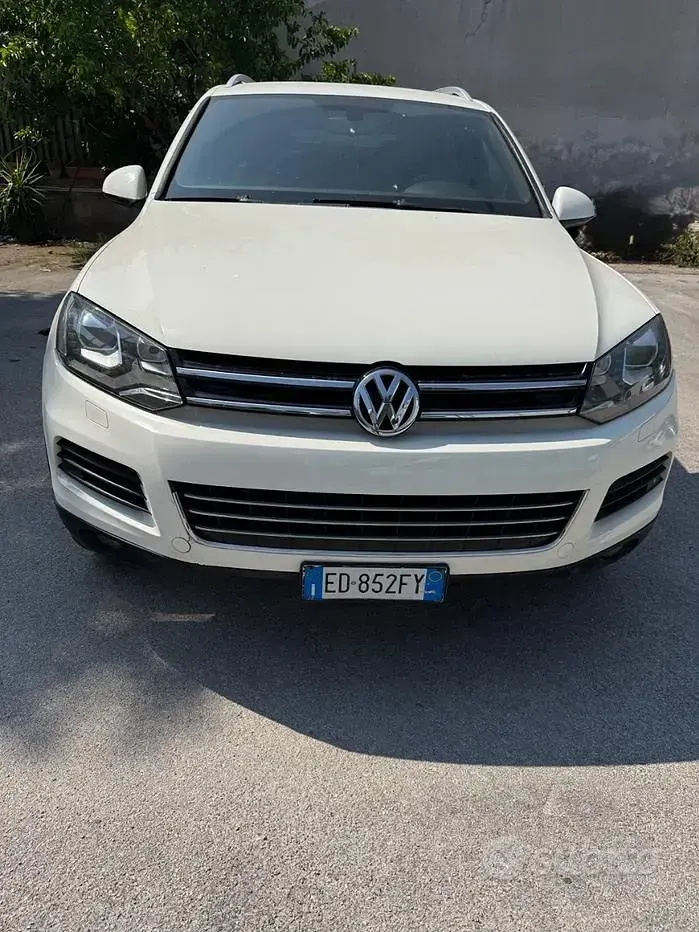 Usata VW Touareg 240 CV (176 kW) 2010 Bianco SUV