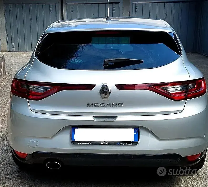 Usata Renault Mégane IV Bose Edition 132 CV (97 kW) 2017 Grigio Berlina