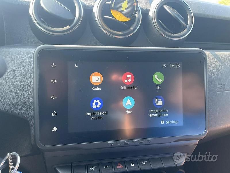 Usata Dacia Duster 101 CV (74 kW) 2022 Rosso SUV