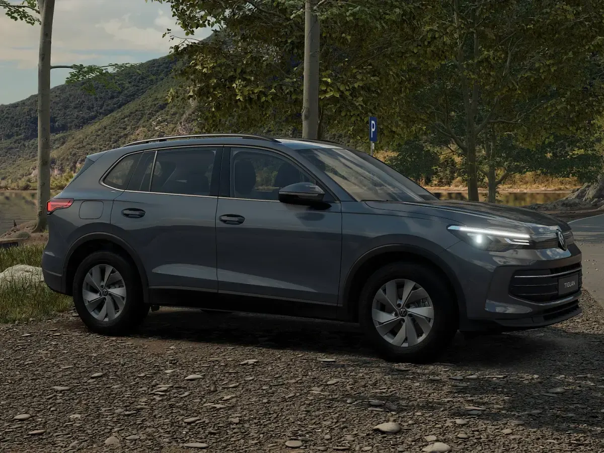 Usata VW Tiguan Life 150 CV (110 kW) 2025 Dolphin grey metallizzato SUV