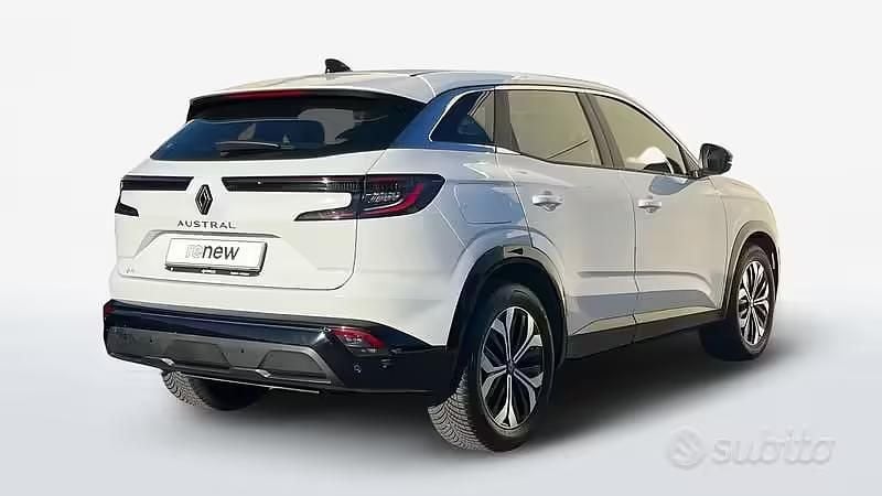 Usata Renault Austral Equilibre 131 CV (96 kW) 2023 Bianco SUV