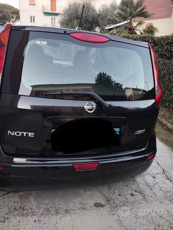 Usata Nissan Note Acenta 90 CV (66 kW) 2012 Nero Monovolume