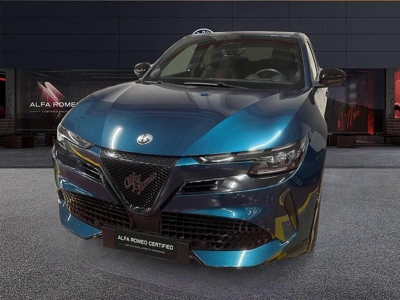 Blu Usata 2024 Alfa Romeo GT Junior Cabrio | 27.500 € (Buon prezzo) - Immagine 1/4