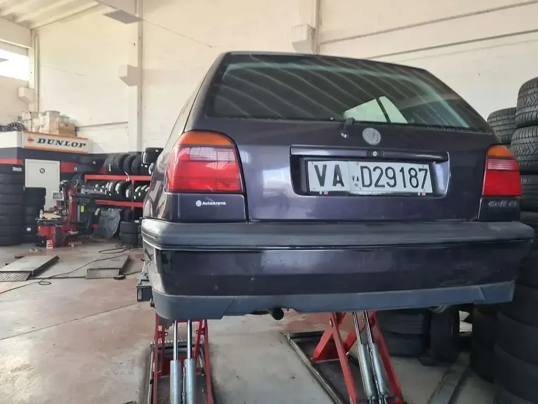Usata VW Golf III 60 CV (44 kW) 1992 Utilitaria