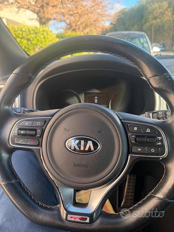 Usata Kia Sportage 141 CV (103 kW) 2017 Bianco SUV