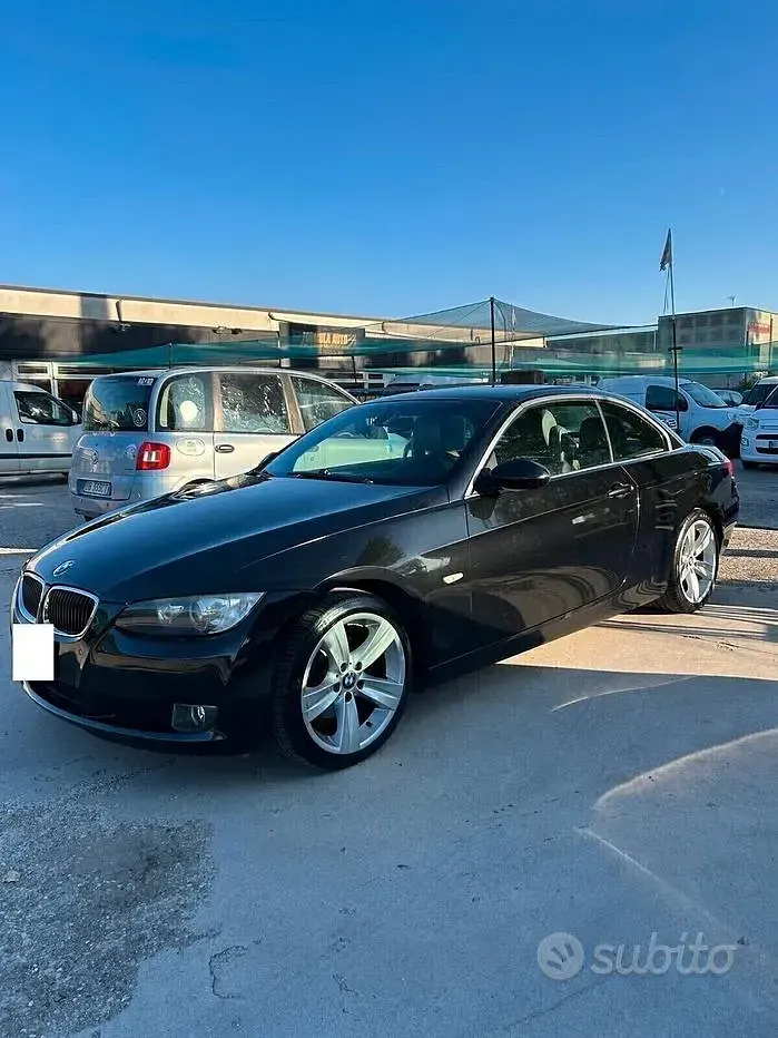 Usata BMW 320 Cabriolet 170 CV (125 kW) 2007 Nero Cabrio