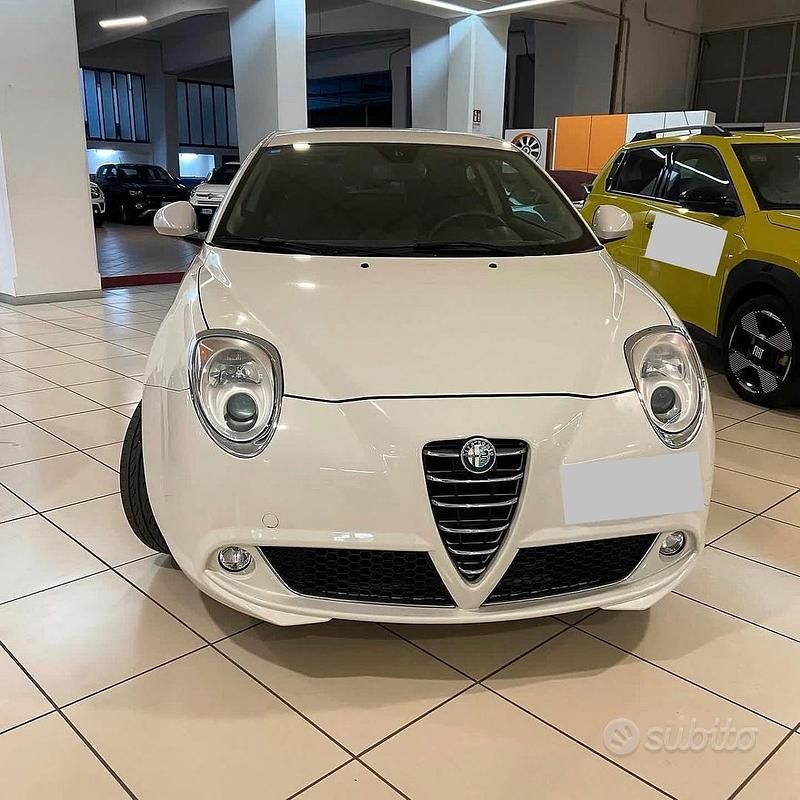Usata Alfa Romeo MiTo Distinctive 95 CV (69 kW) 2010 Bianco Utilitaria