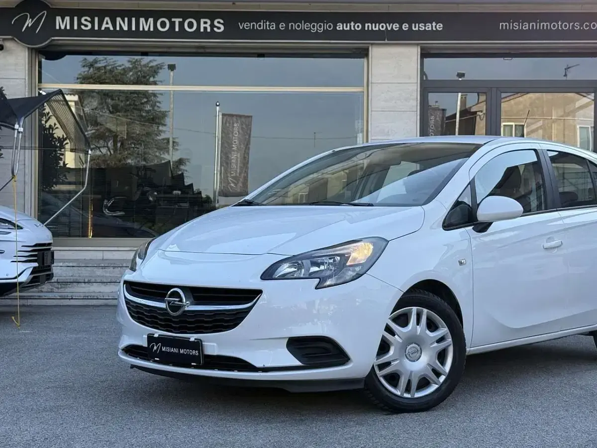 Usata Opel Corsa 90 CV (66 kW) 2019 Bianco Utilitaria