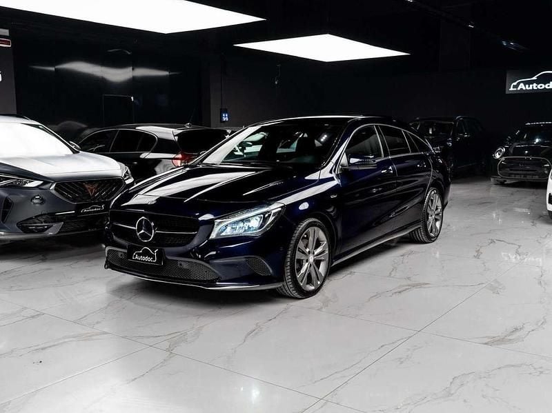Usata Mercedes CLA220 Shooting Brake Edition 177 CV (130 kW) 2016 Other Station wagon