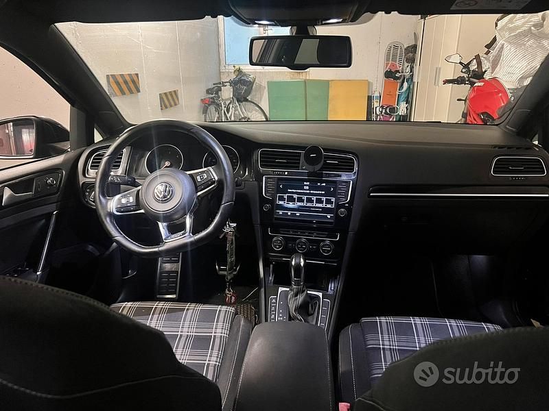 Usata VW Golf VII GTD 2015 Nero Utilitaria