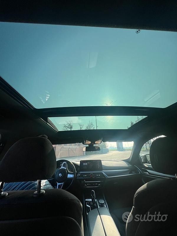 Usata BMW 520 M Sport 190 CV (139 kW) 2021 Grigio Station wagon