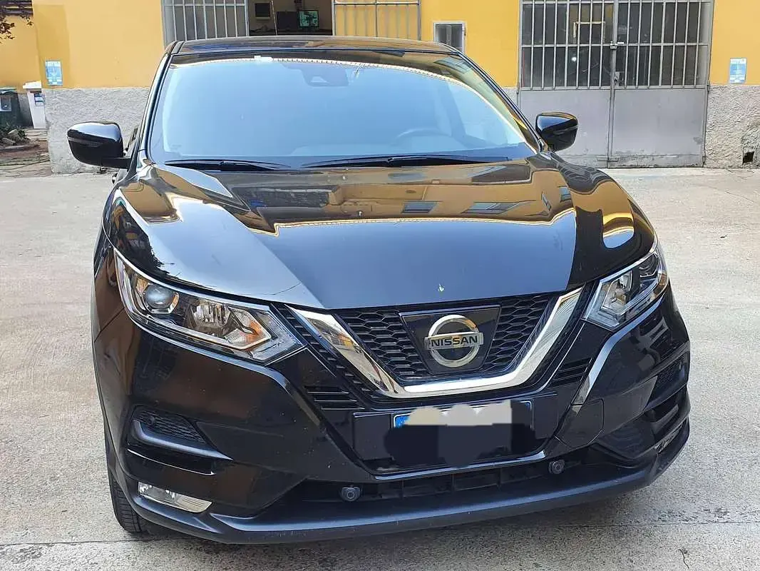 Usata Nissan Qashqai Acenta 110 CV (80 kW) 2018 Nero SUV